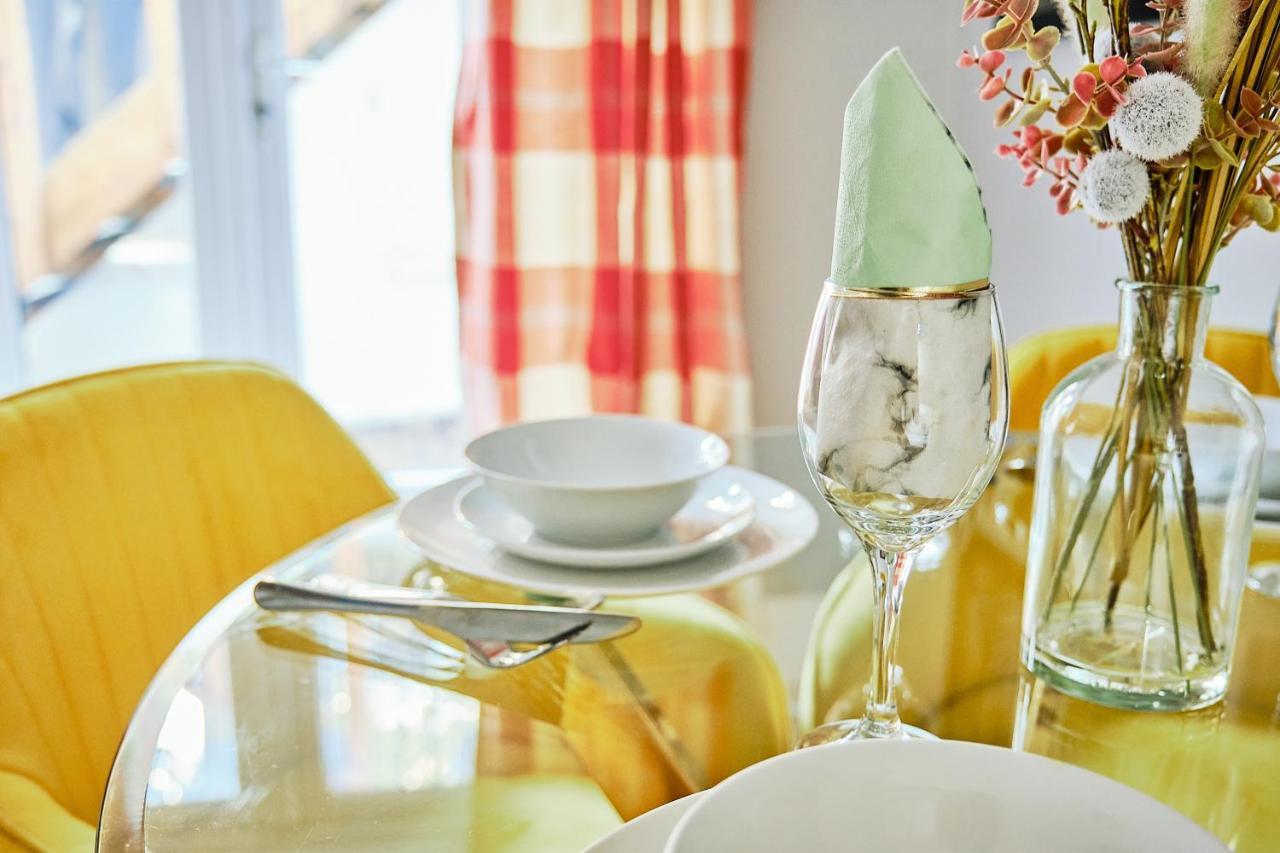 Stylish 2 Bedroom In Clifton - Garden Бристоль Екстер'єр фото